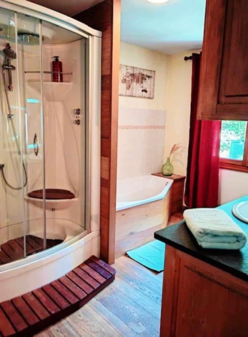 Apartamento Les Loges De L'Arpenaz Magland Exterior foto